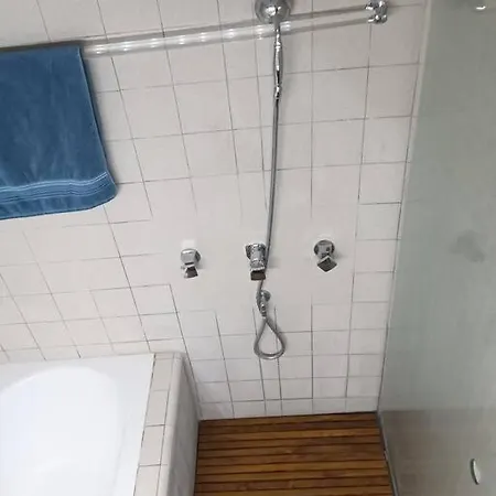 Apartment Aramis Colibri 72m2, Lit King-size, Baignoire Duo Non Professionnel Paris